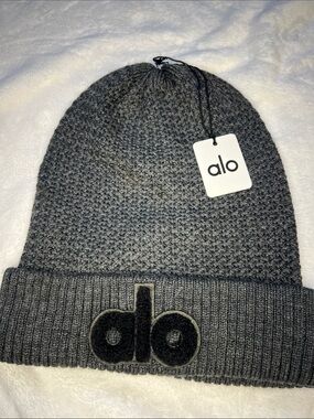 ALO Yoga Dark Heather Gray Waffle Knit Beanie